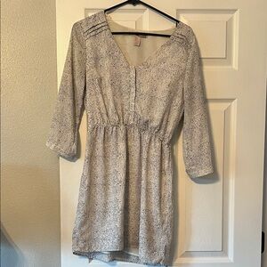 Elegant Blue and White Patterned Dress